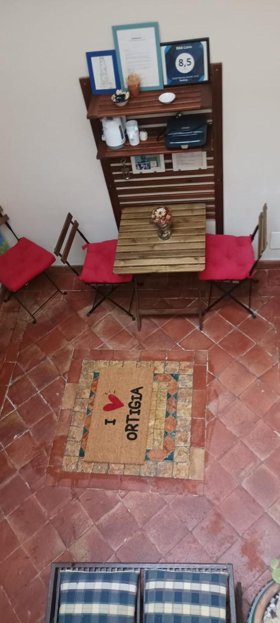 B&B Luna Сиракуза Екстериор снимка